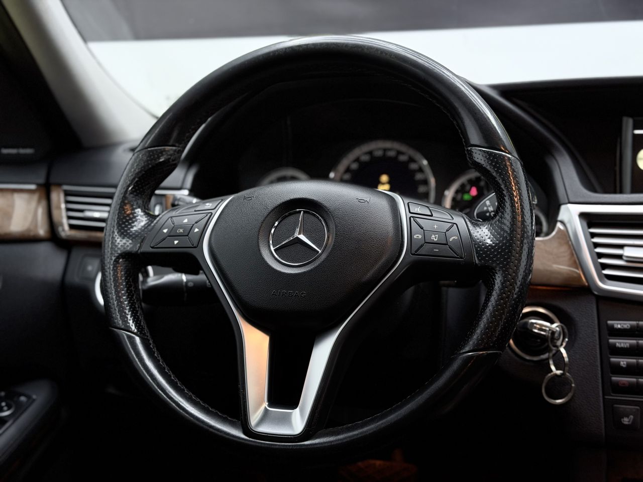 Mercedes-Benz E350 | 17