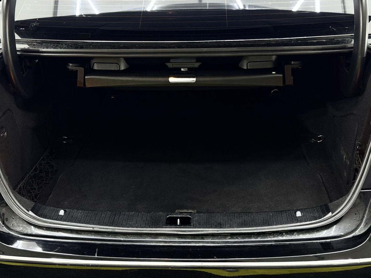 Mercedes-Benz E350 | 11