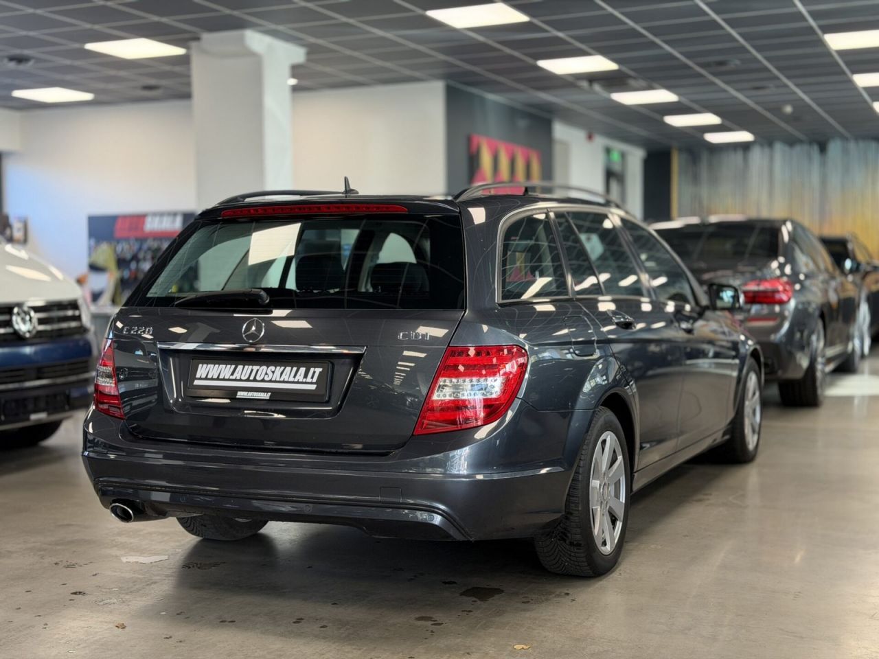 Mercedes-Benz C220 | 5