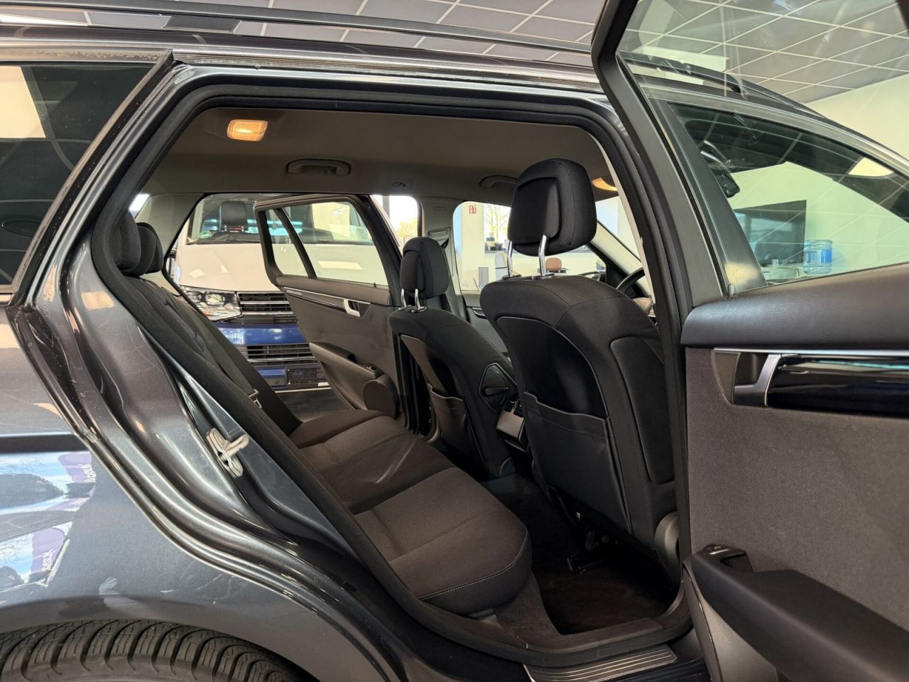 Mercedes-Benz C220 | 7