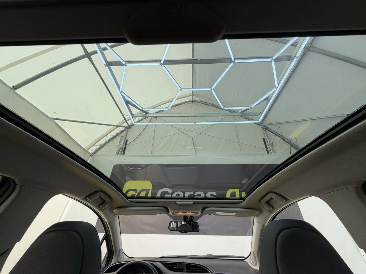 Toyota Yaris | 19