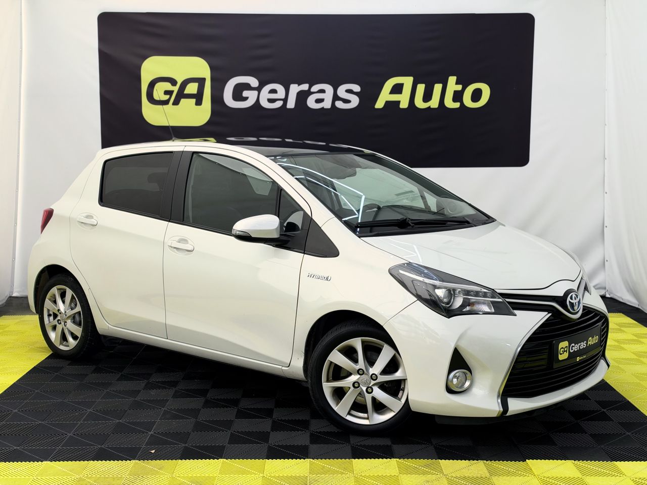Toyota Yaris | 3