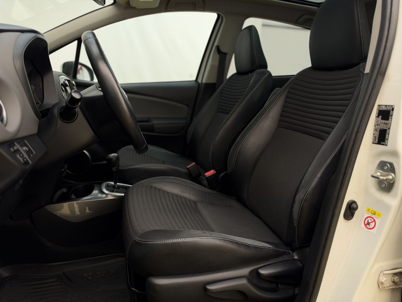 Toyota Yaris | 9