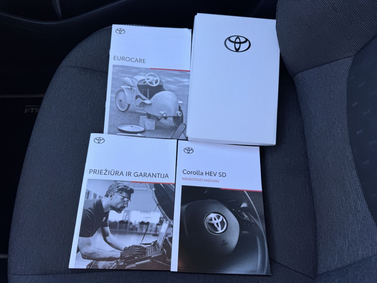 Toyota Corolla | 26