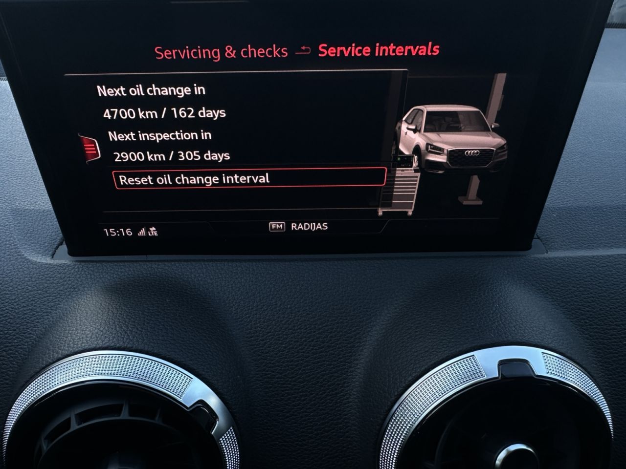 Audi Q2 | 15