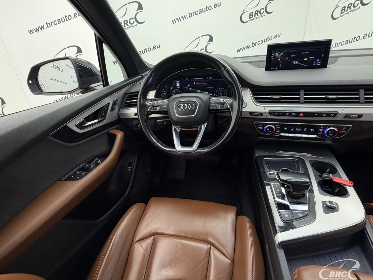 Audi Q7 | 14