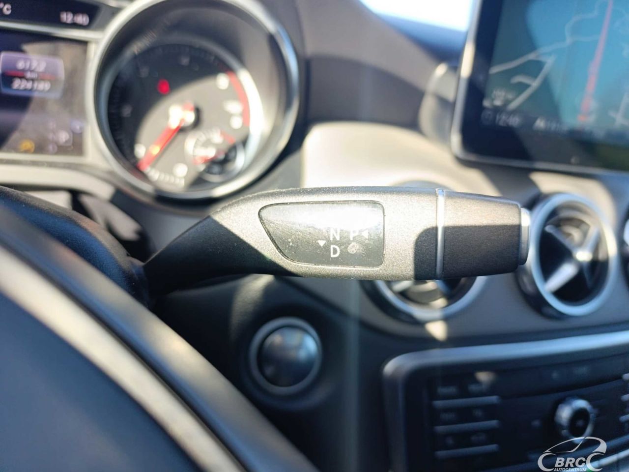 Mercedes-Benz GLA200 | 18