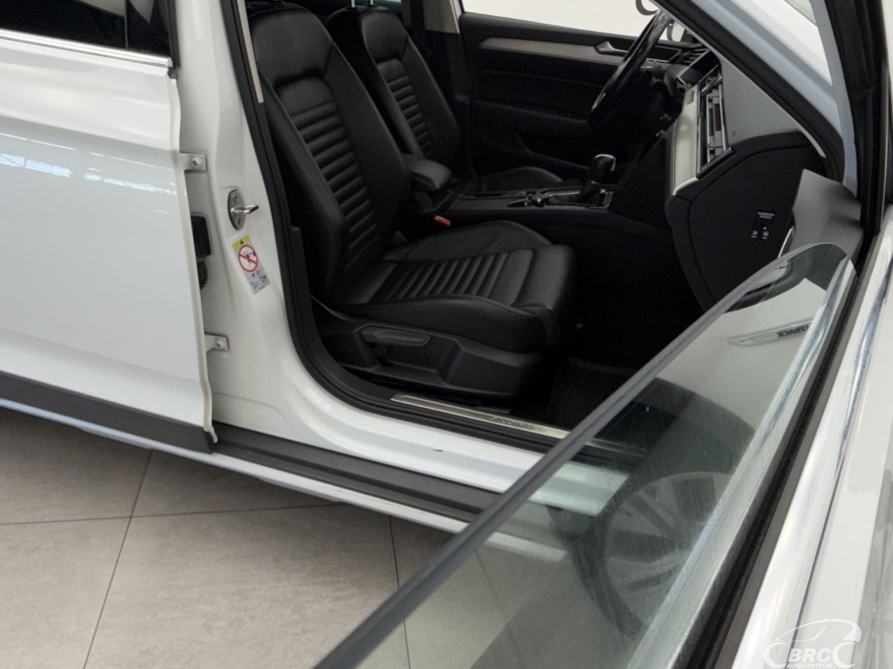 Volkswagen Passat | 8