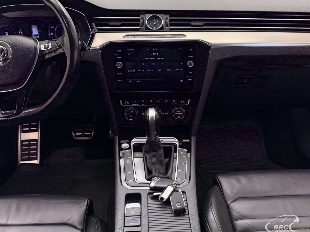 Volkswagen Passat | 15