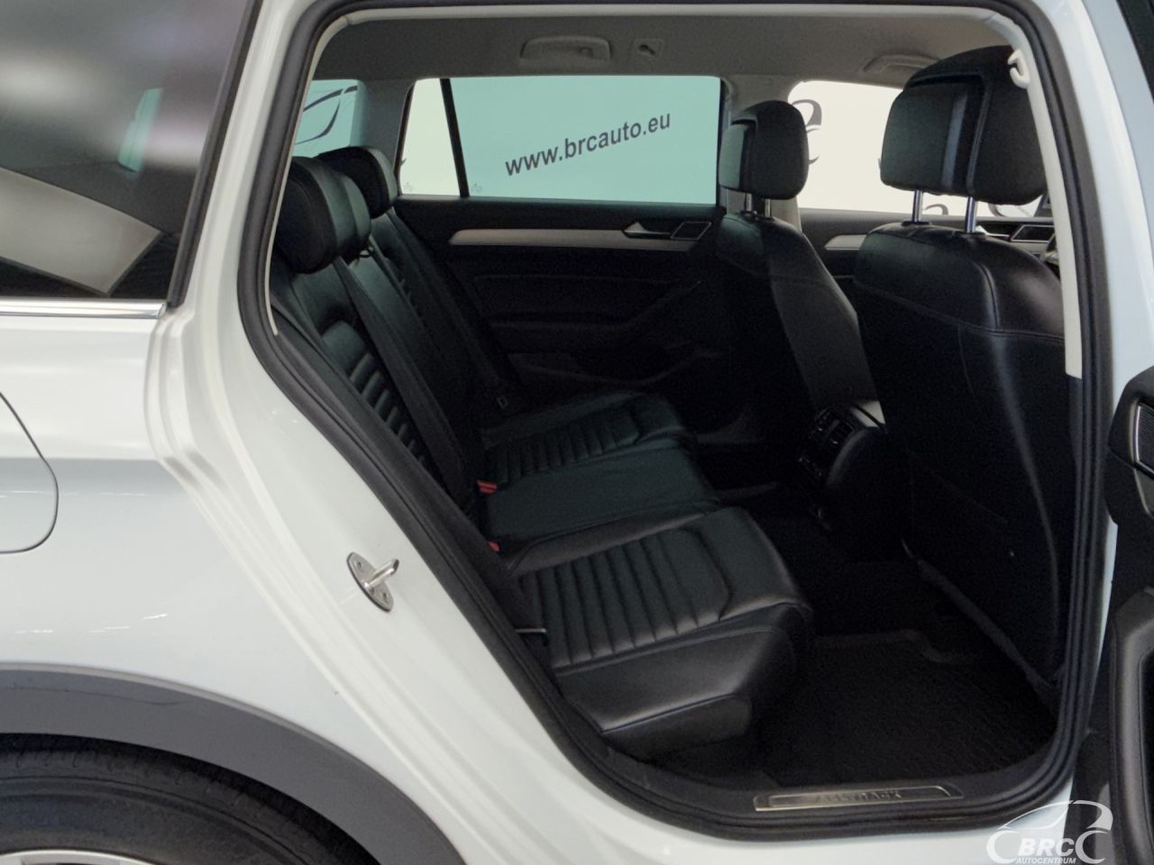 Volkswagen Passat | 9