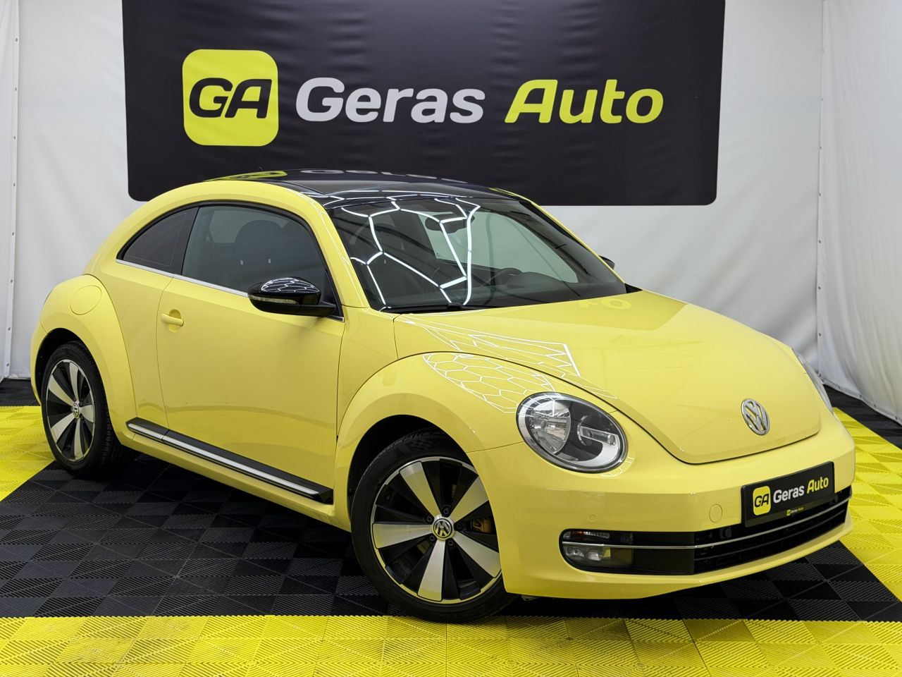 Volkswagen Beetle | 2