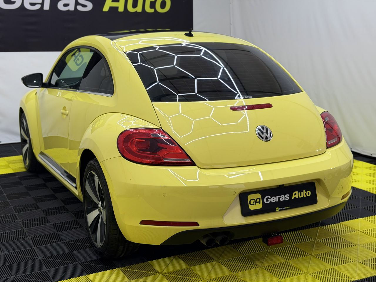 Volkswagen Beetle | 3