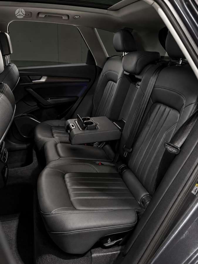 Audi Q5 | 9