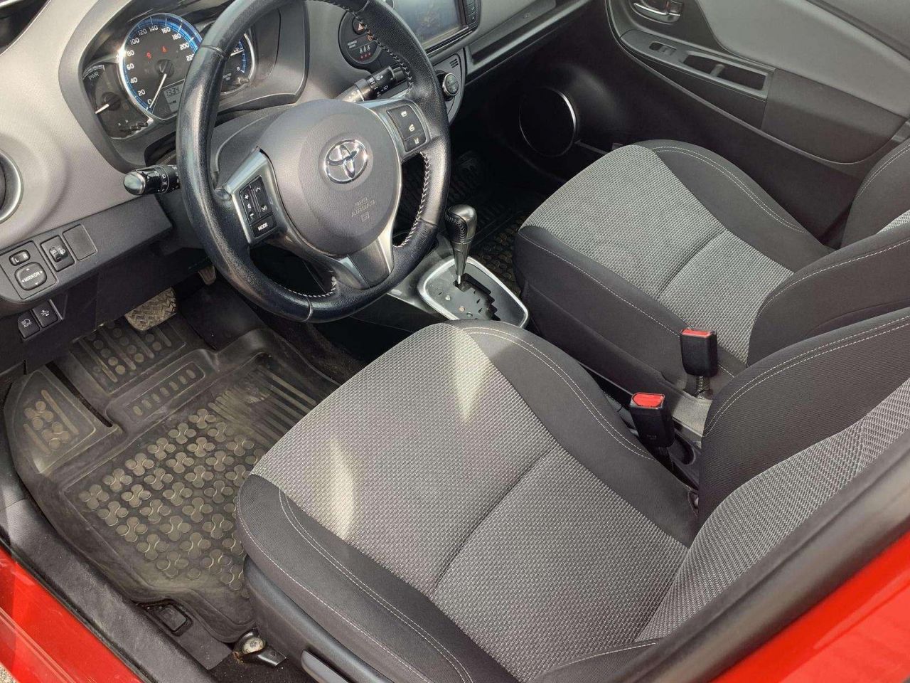 Toyota Yaris | 9