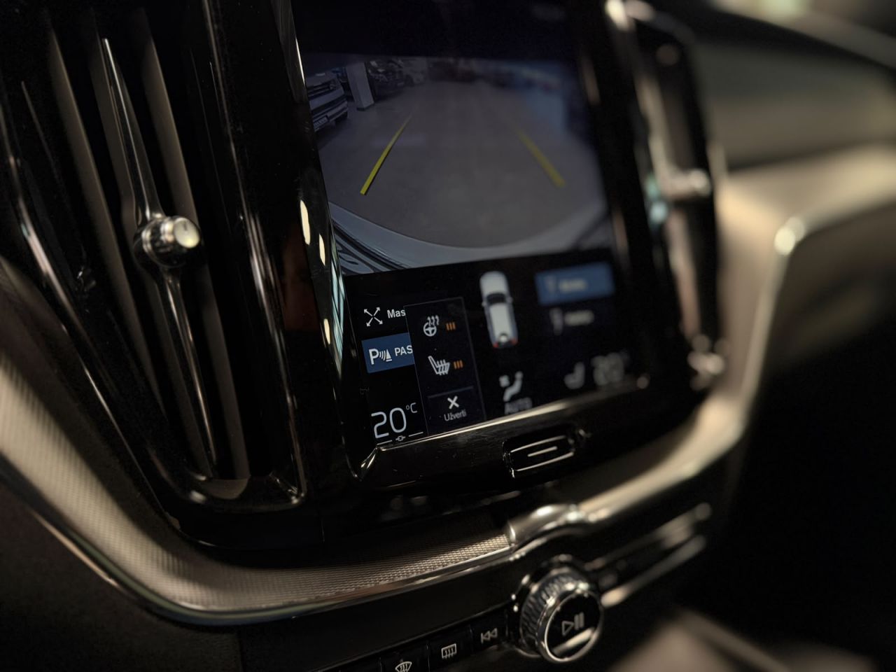 Volvo XC60 | 11