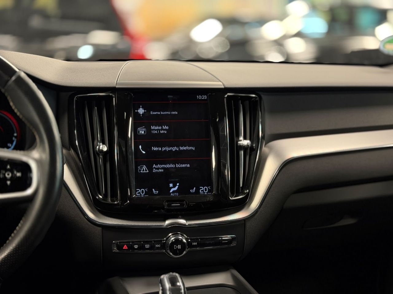 Volvo XC60 | 8