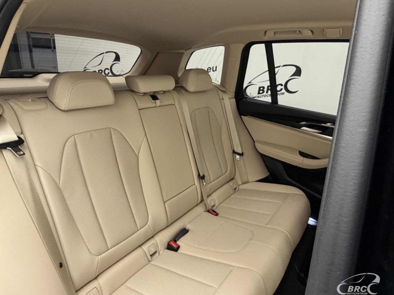 BMW X3 | 10