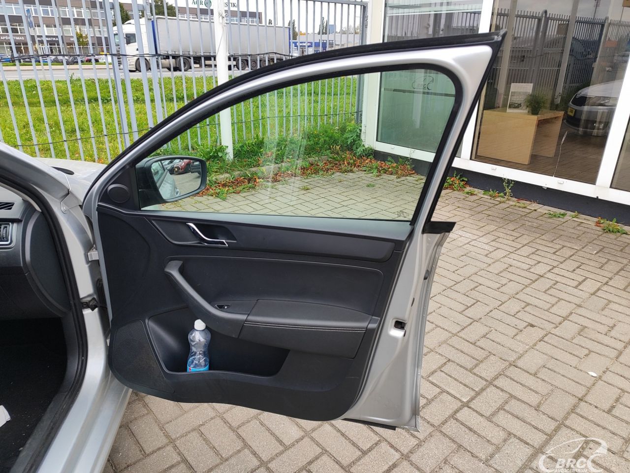 Skoda Rapid | 5