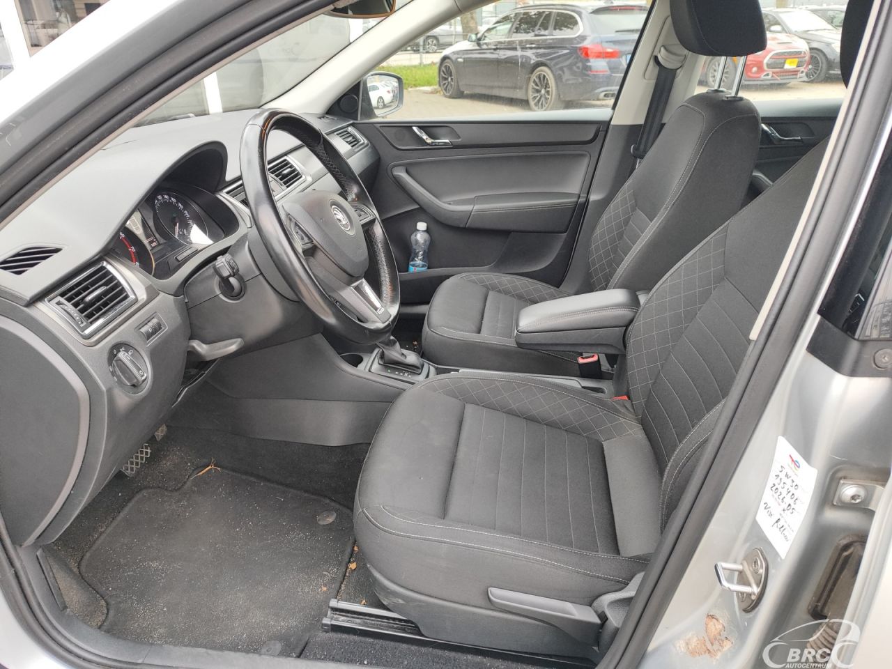 Skoda Rapid | 17