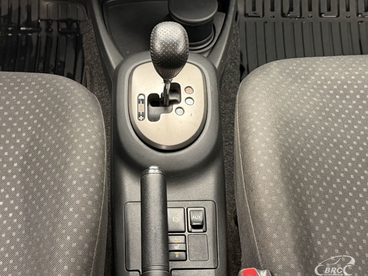 Toyota Yaris | 17