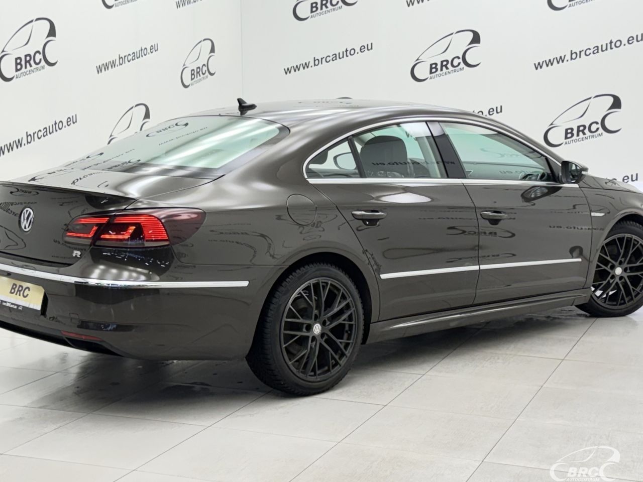Volkswagen Passat | 1