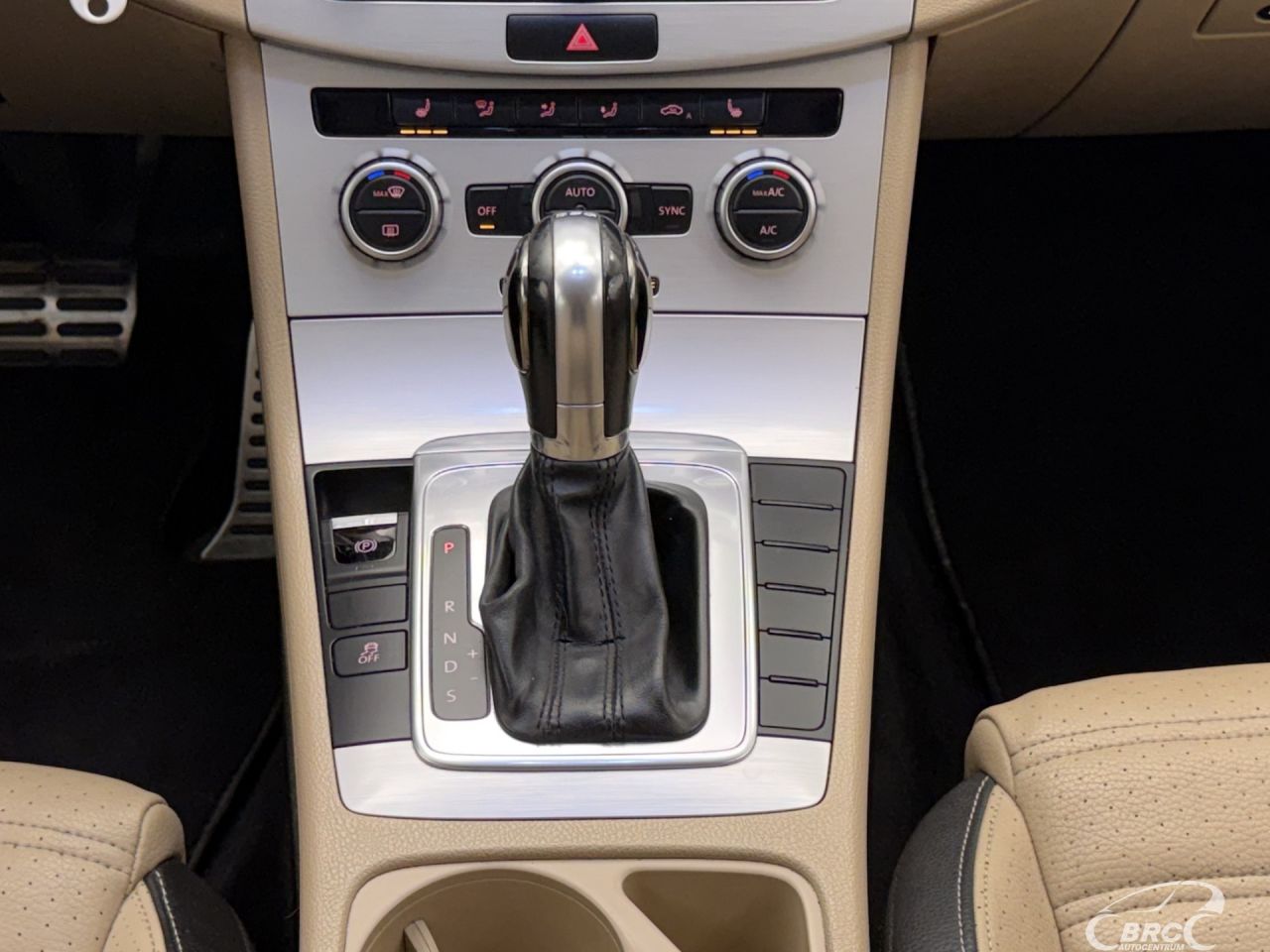 Volkswagen Passat | 16