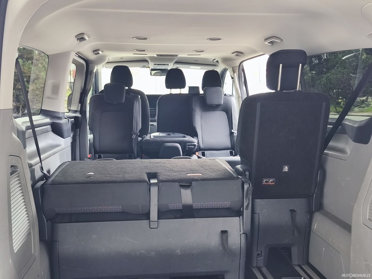 Ford Tourneo Custom | 10