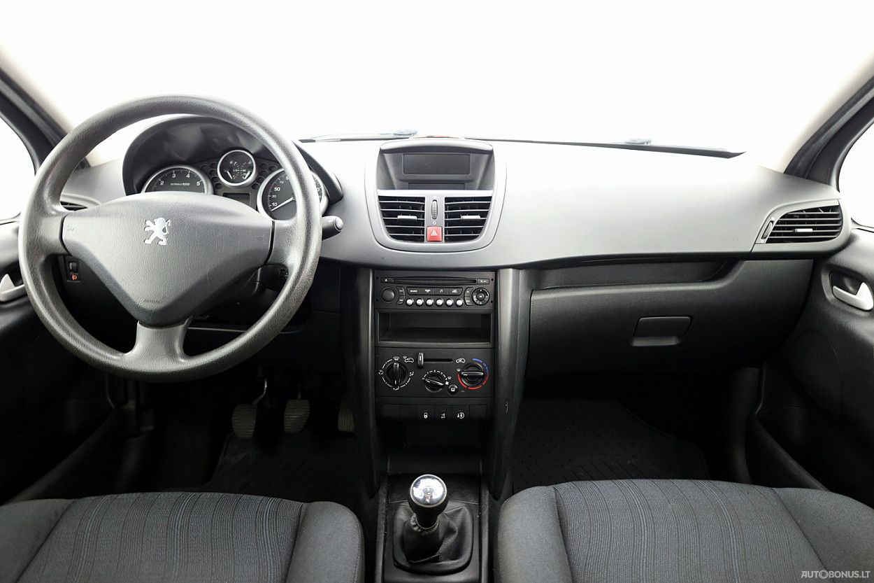Peugeot | 4