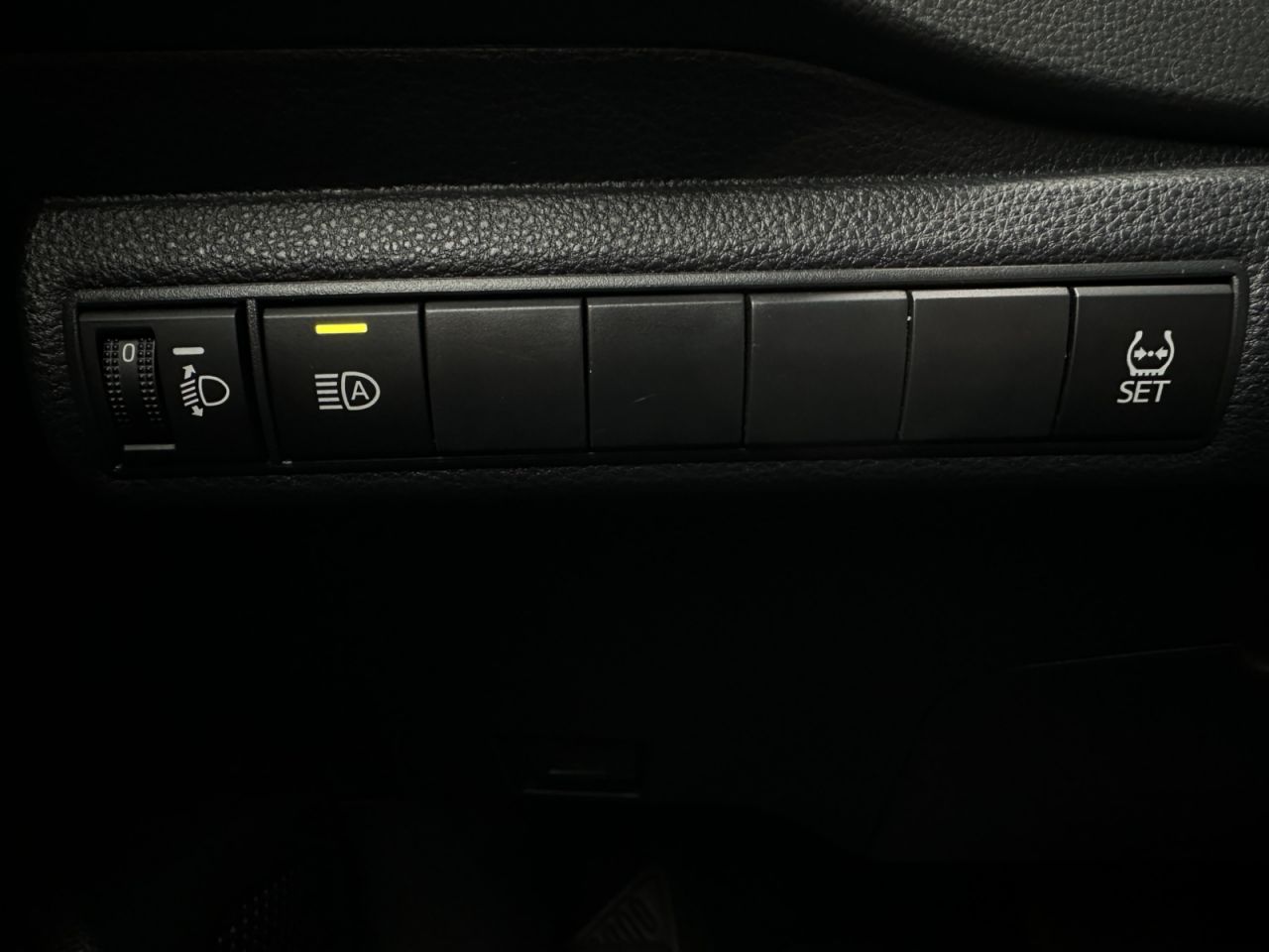 Toyota Corolla | 18