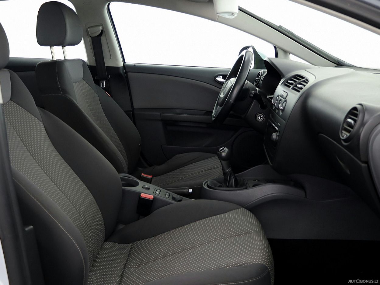 Seat | 5
