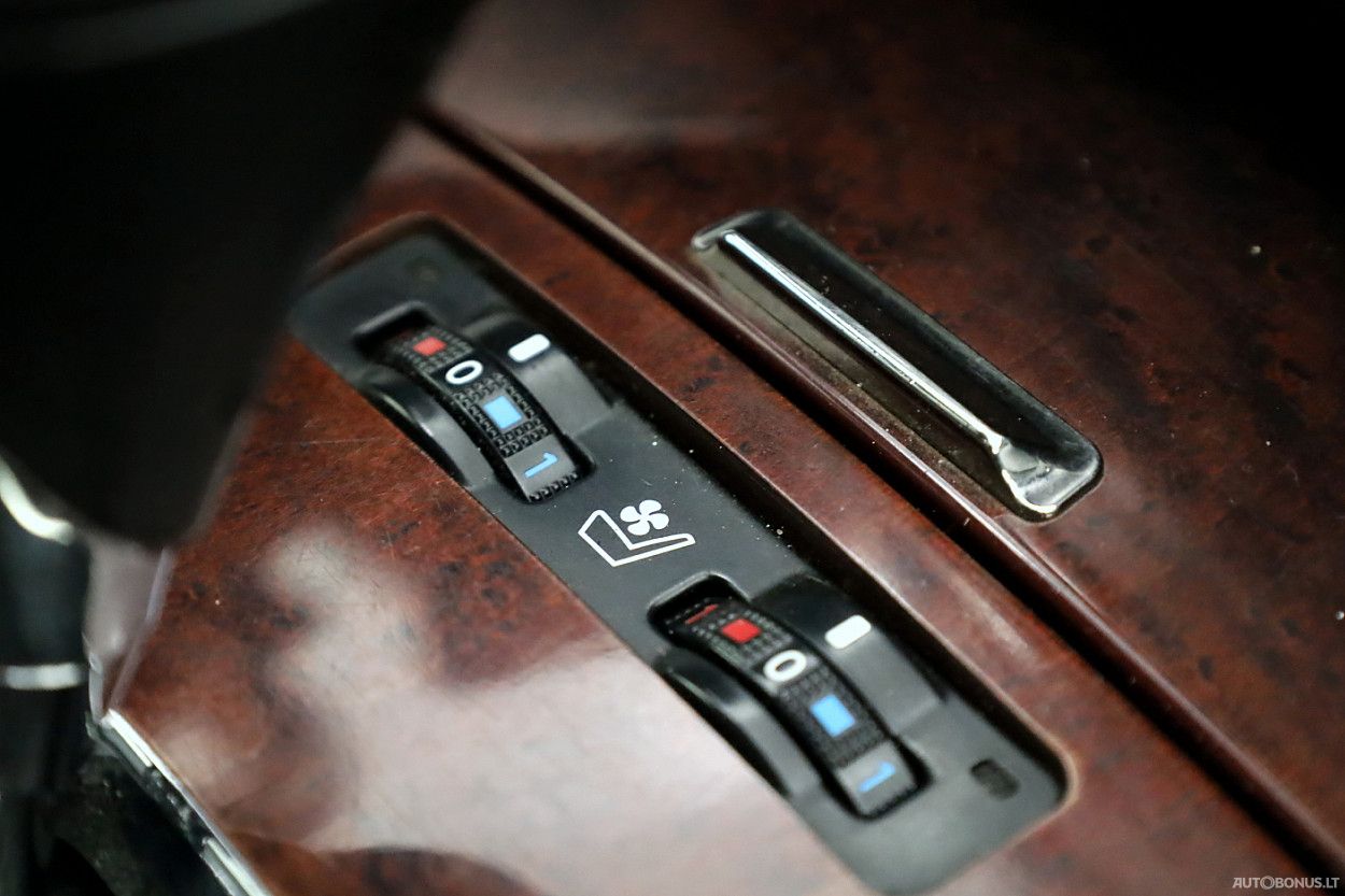 Lexus | 7