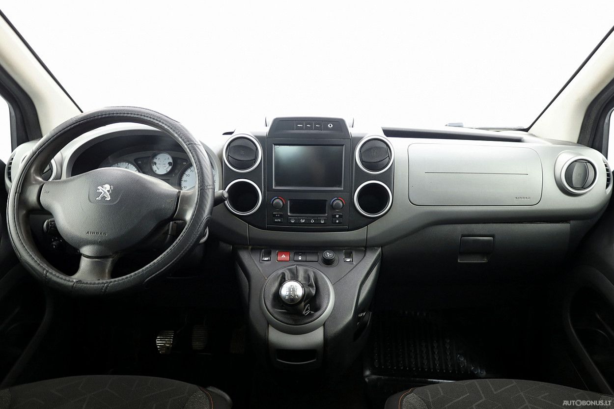 Peugeot | 4