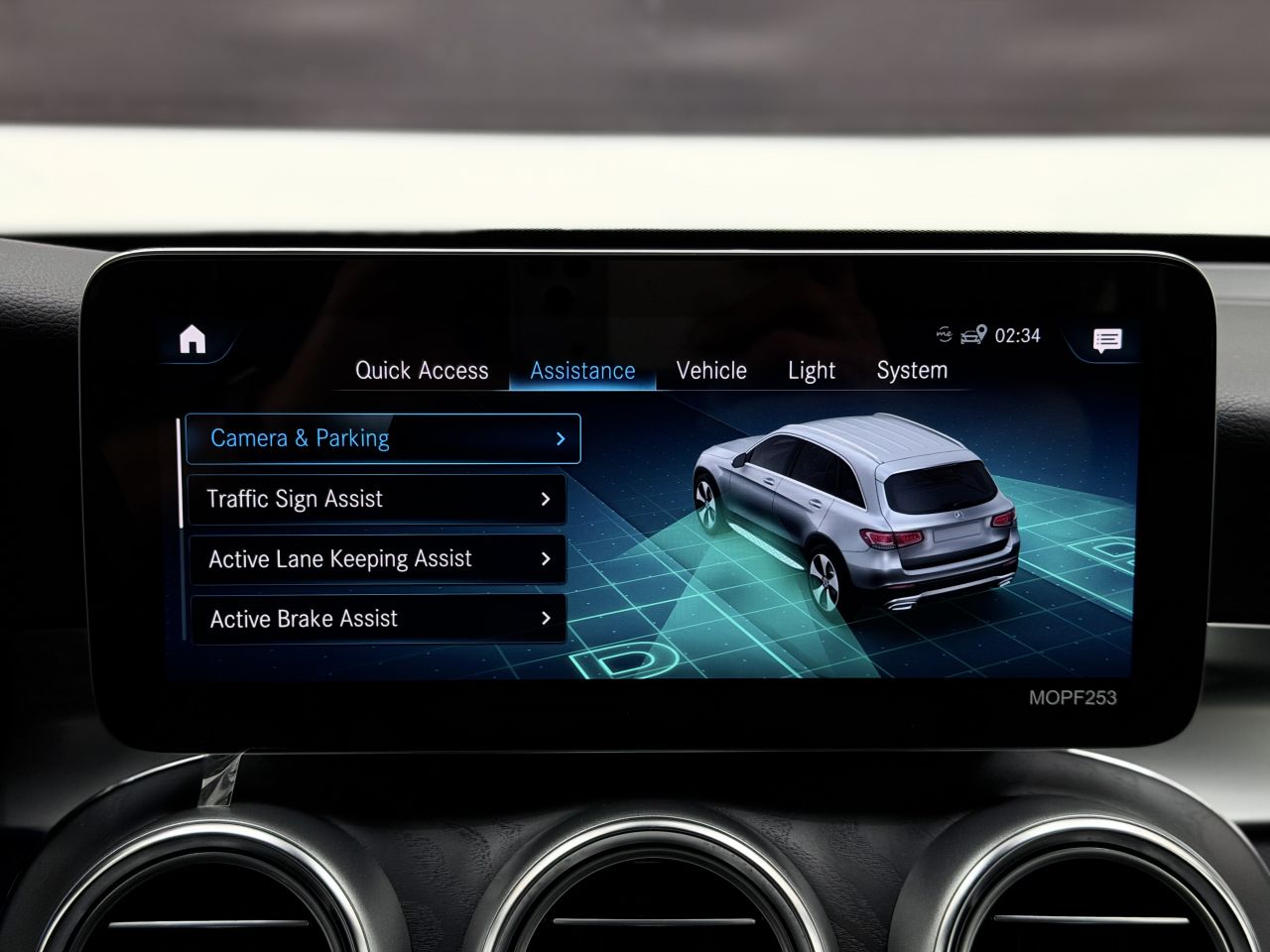 Mercedes-Benz GLC300 | 24