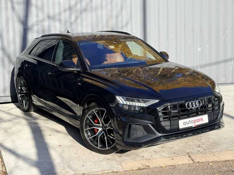 Audi Q8 | 1