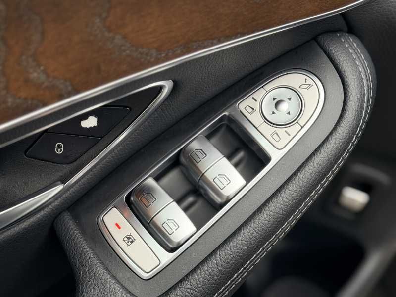 Mercedes-Benz GLC220 | 16