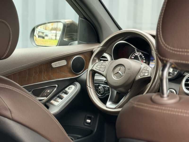 Mercedes-Benz GLC220 | 5