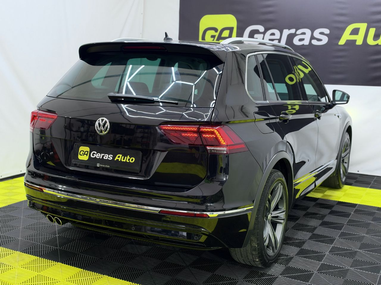 Volkswagen Tiguan | 6