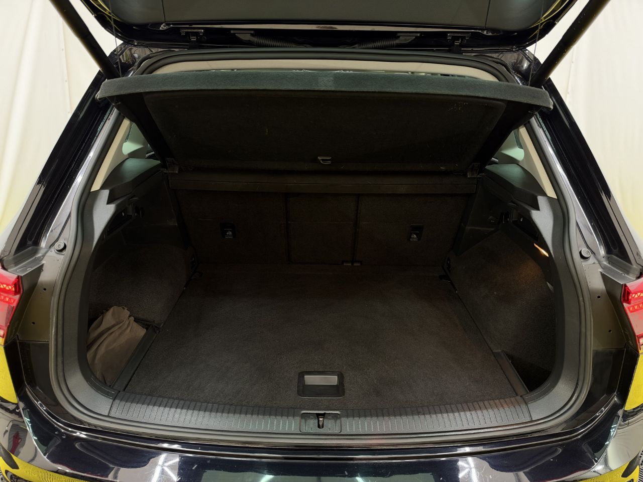Volkswagen Tiguan | 11
