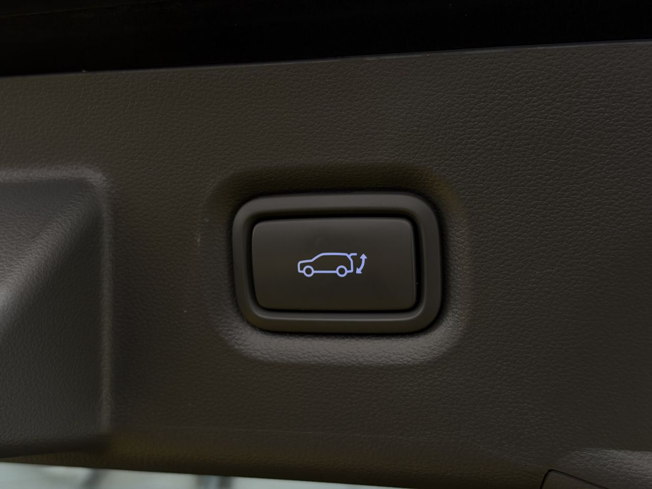 Hyundai IONIQ | 19