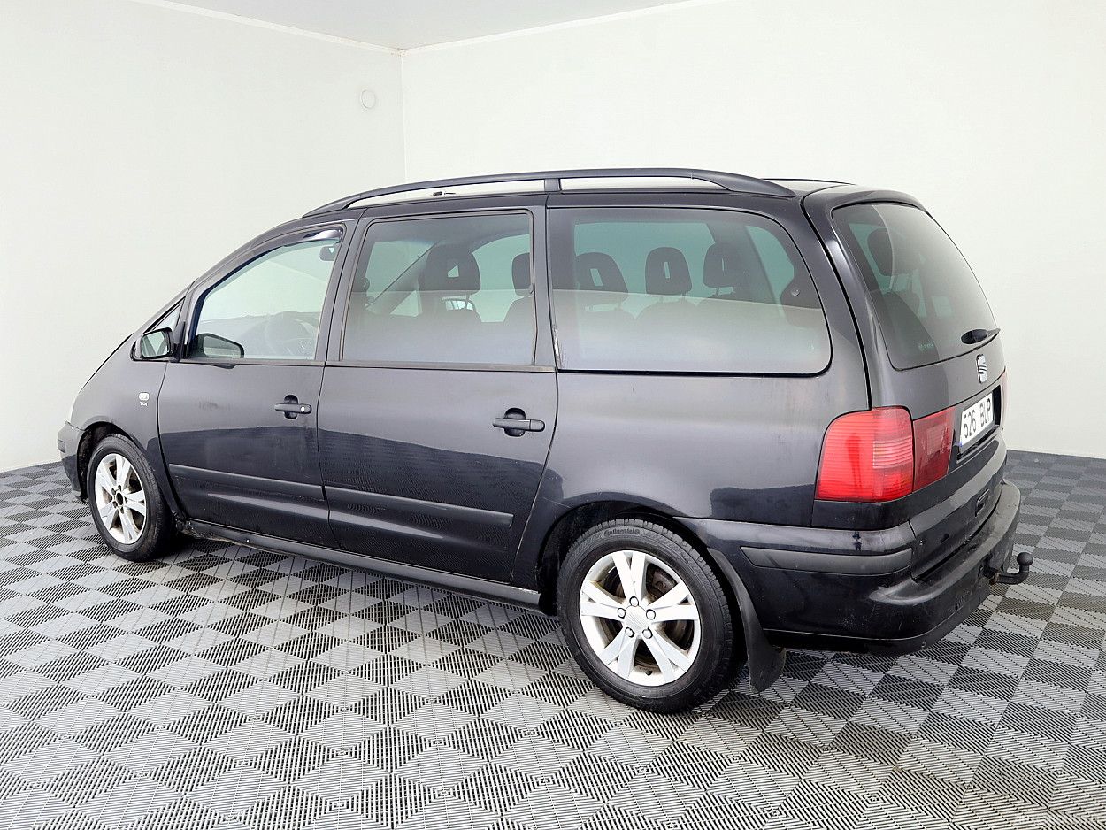 Seat | 3