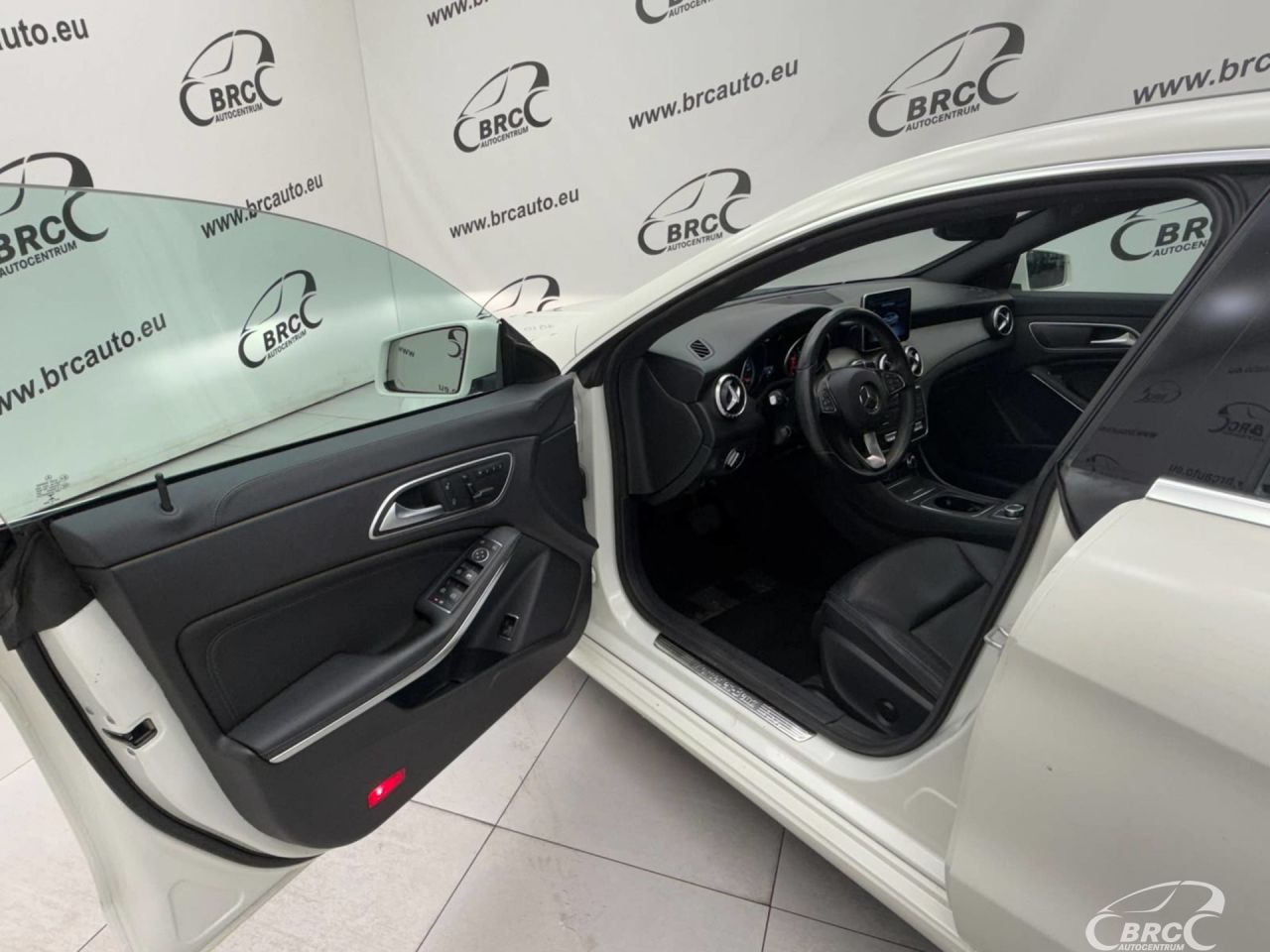 Mercedes-Benz CLA250 | 7