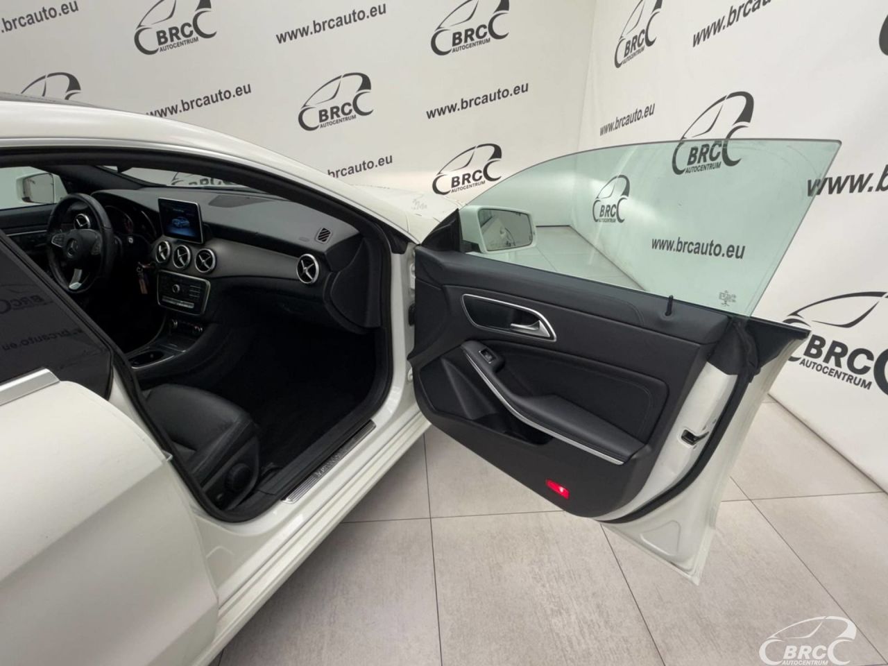 Mercedes-Benz CLA250 | 6