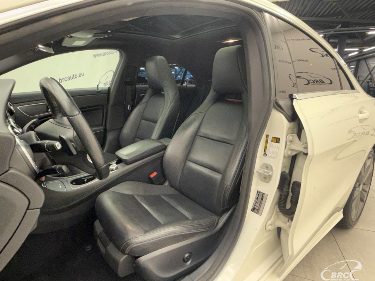 Mercedes-Benz CLA250 | 4