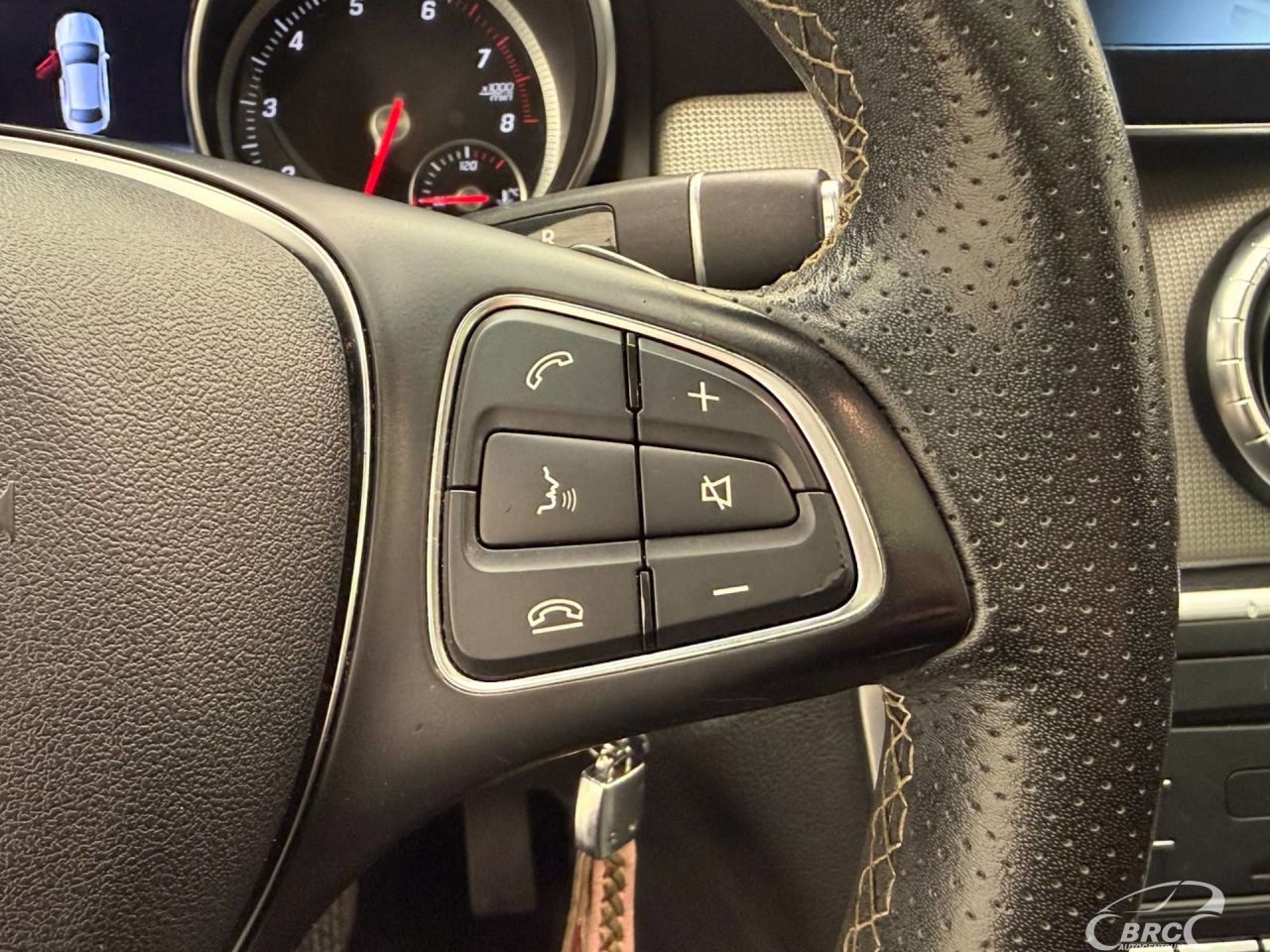 Mercedes-Benz CLA250 | 11