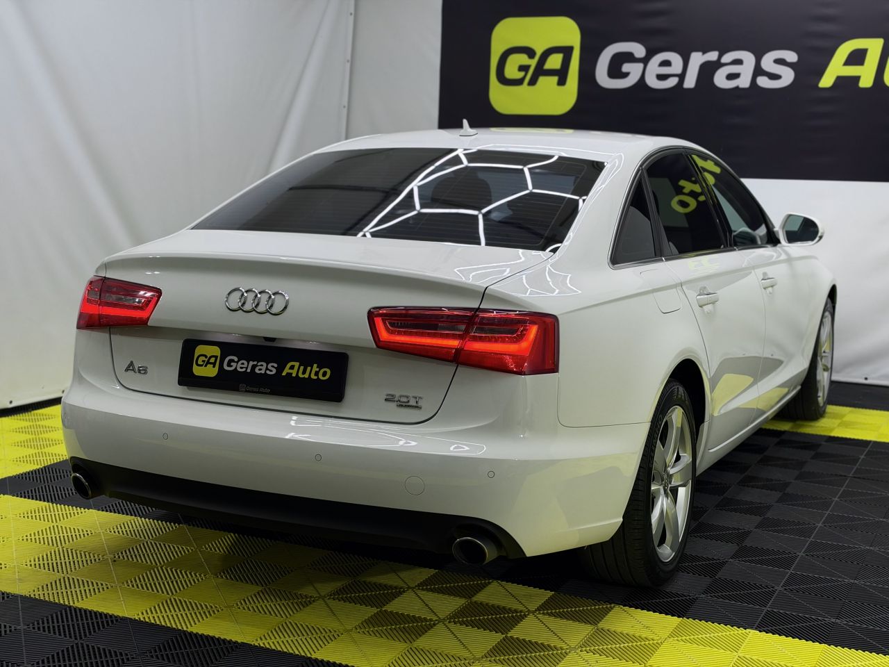 Audi A6 | 6