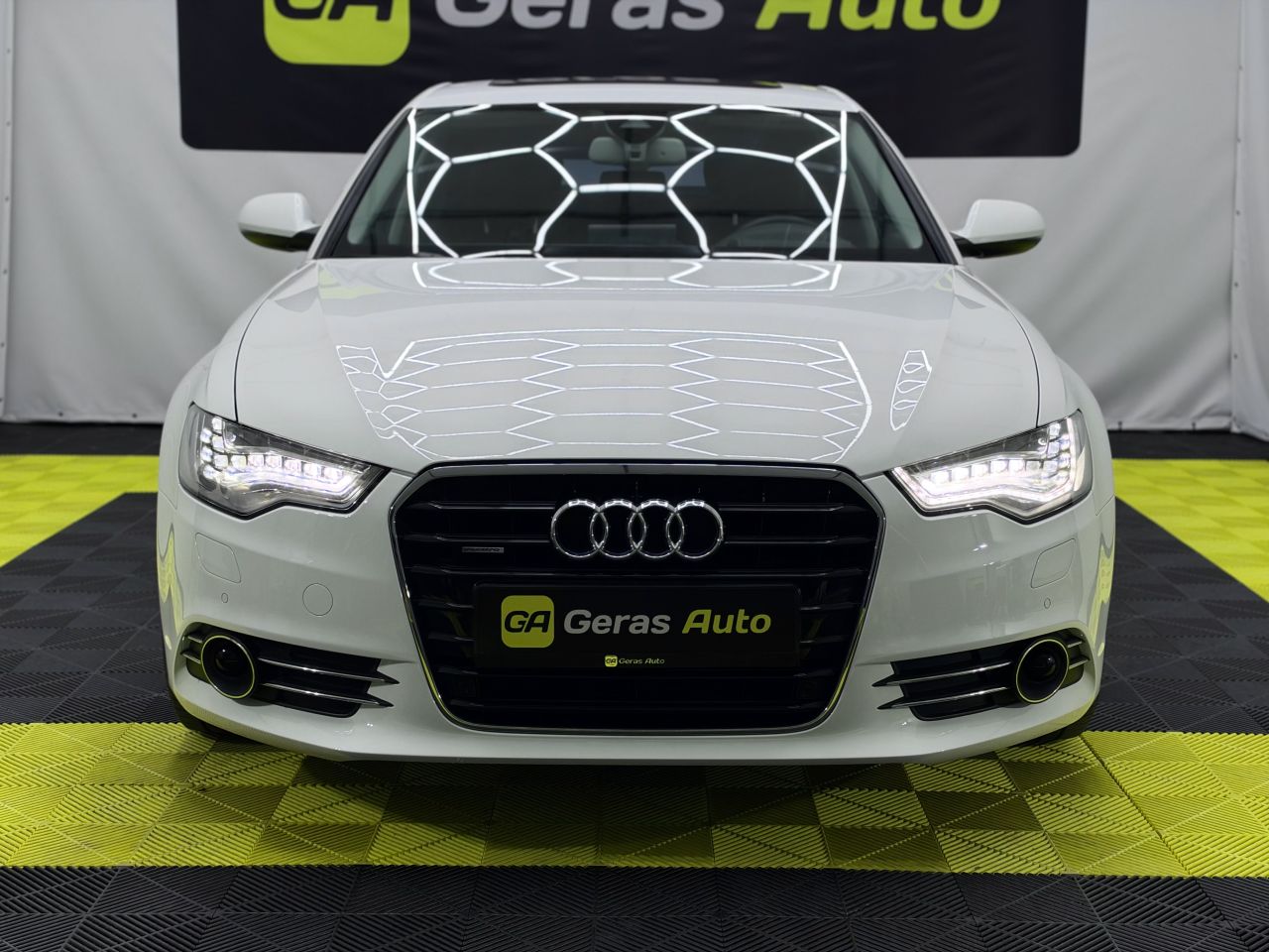 Audi A6 | 1