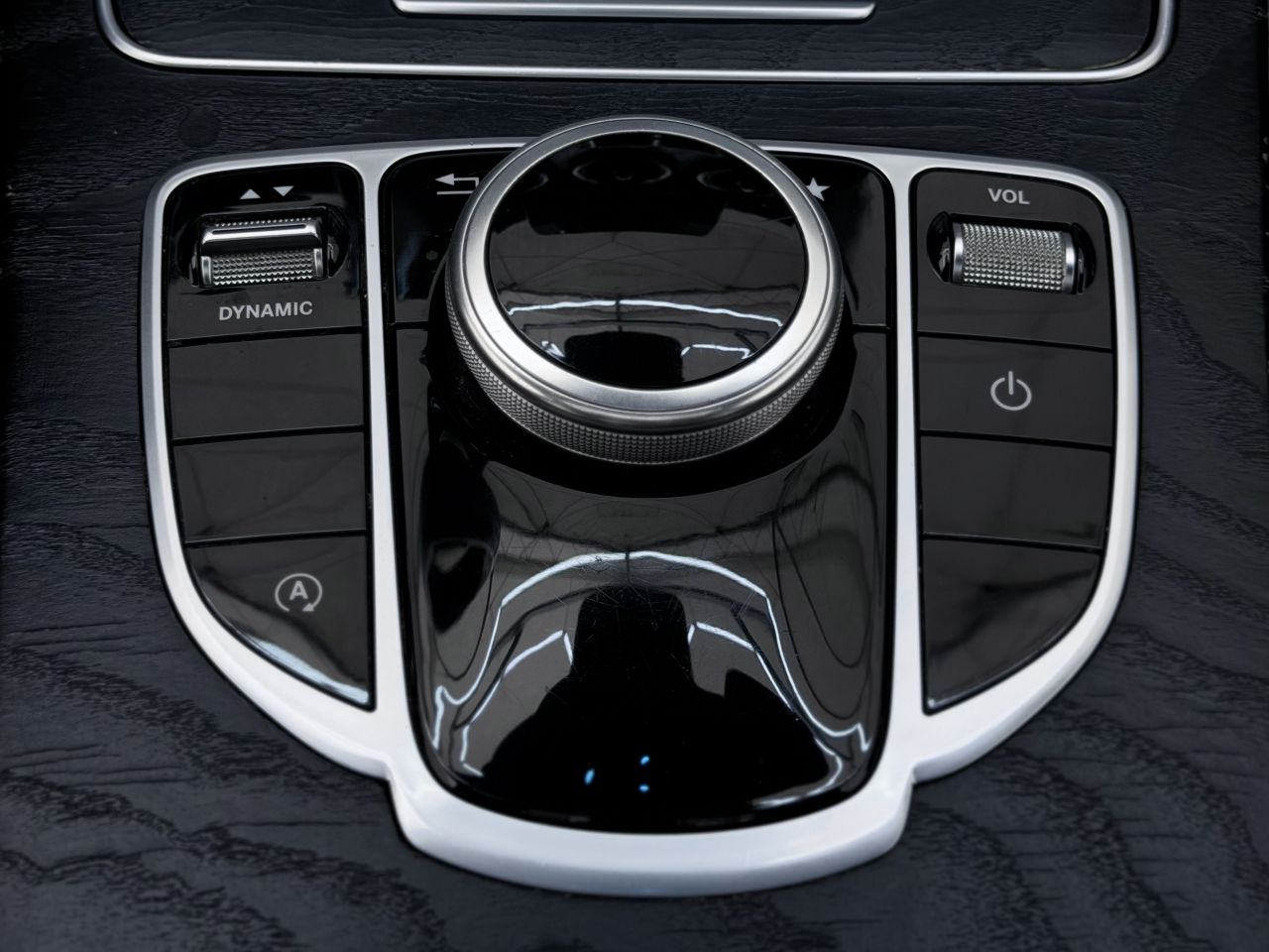 Mercedes-Benz C180 | 21