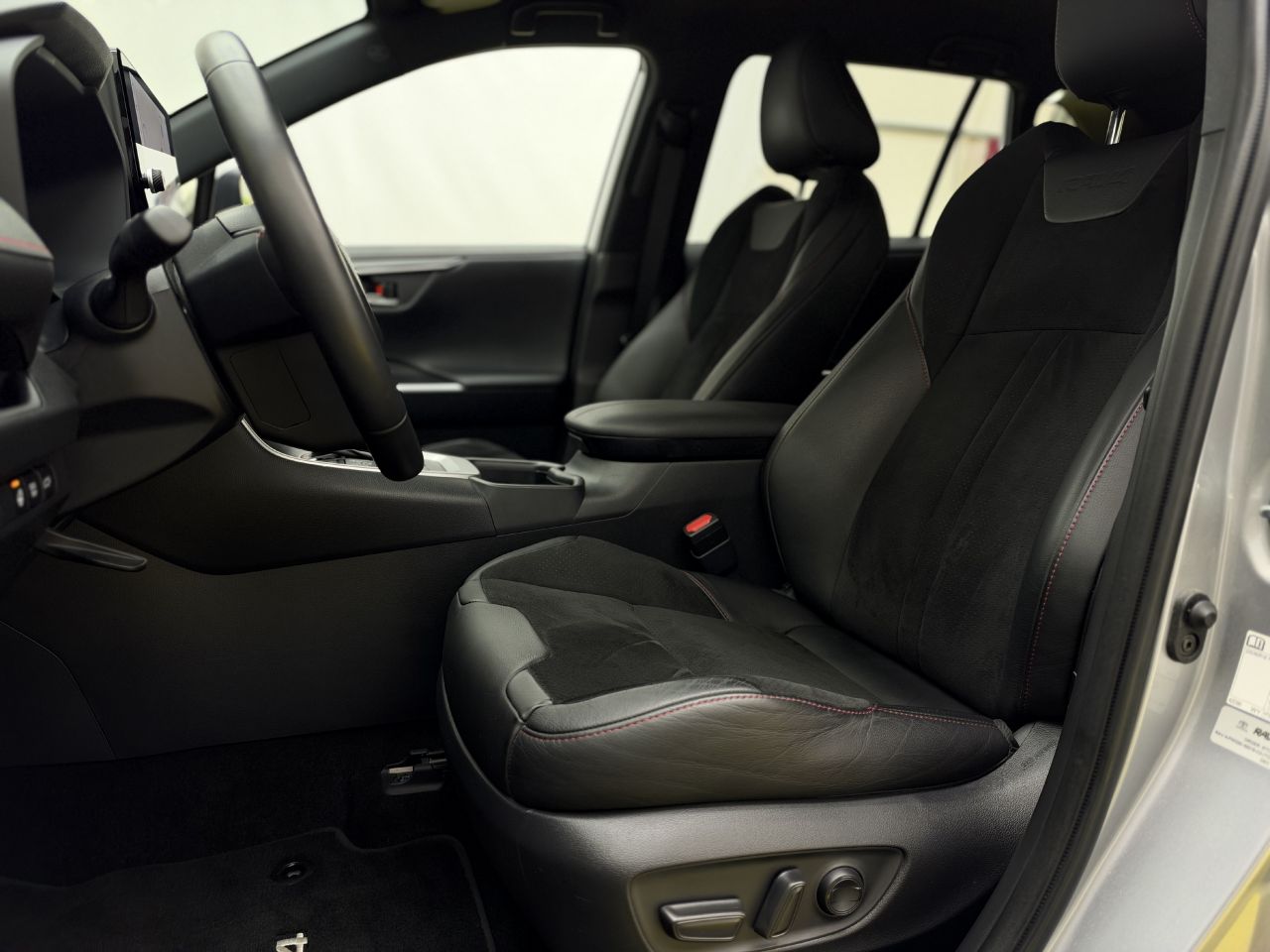 Toyota RAV4 | 9