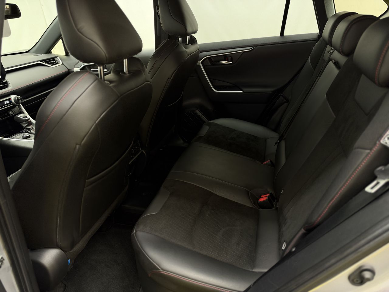 Toyota RAV4 | 10