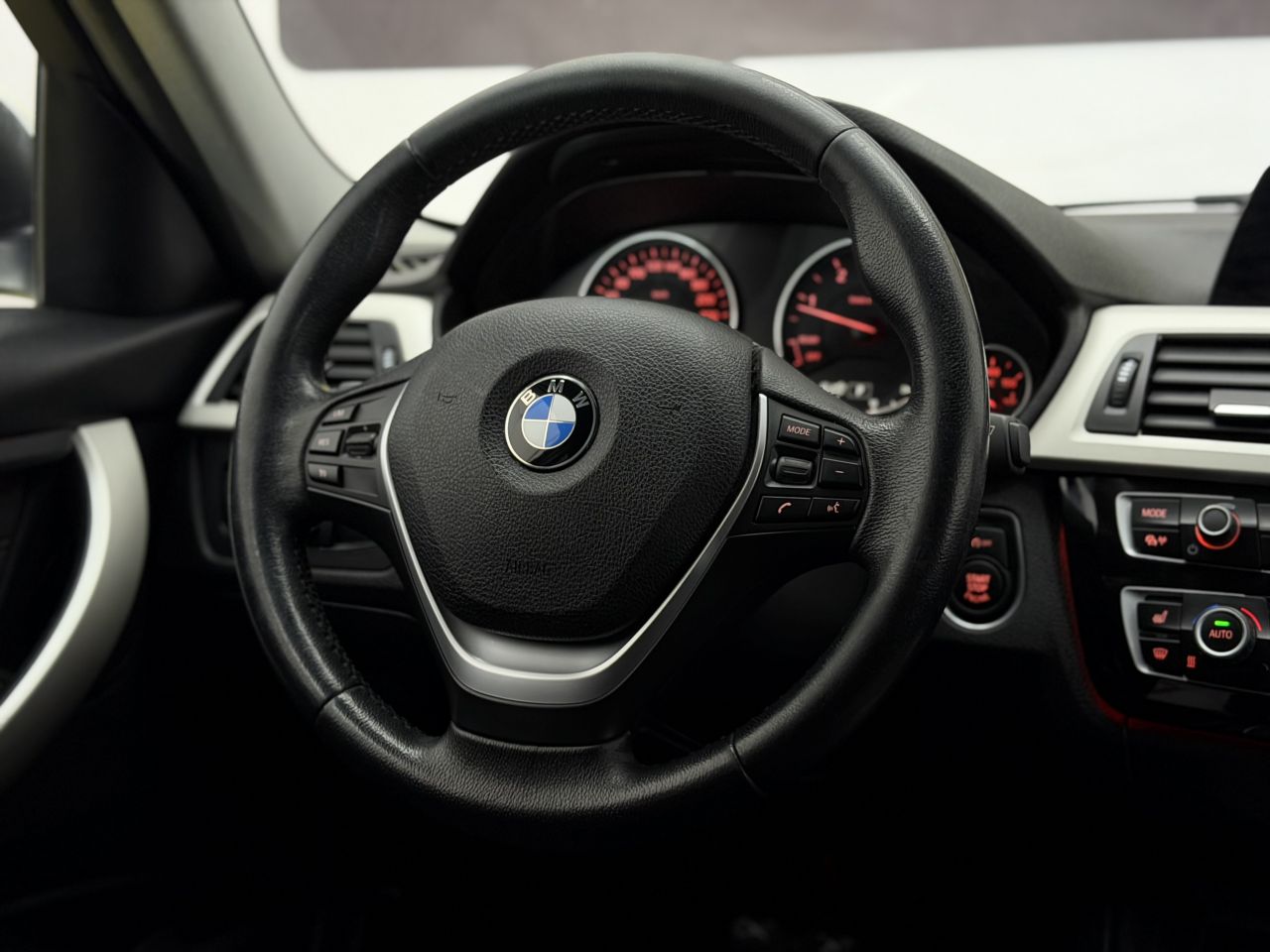 BMW 316 | 15